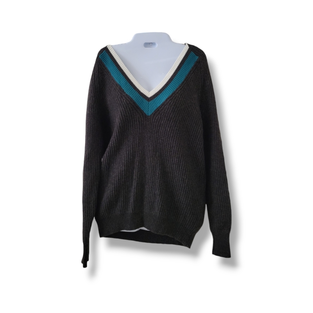 Emory Park | Preppy Dark Gray V-neck Long Sleeve Ribbed Knit Sweater (SIZE L)